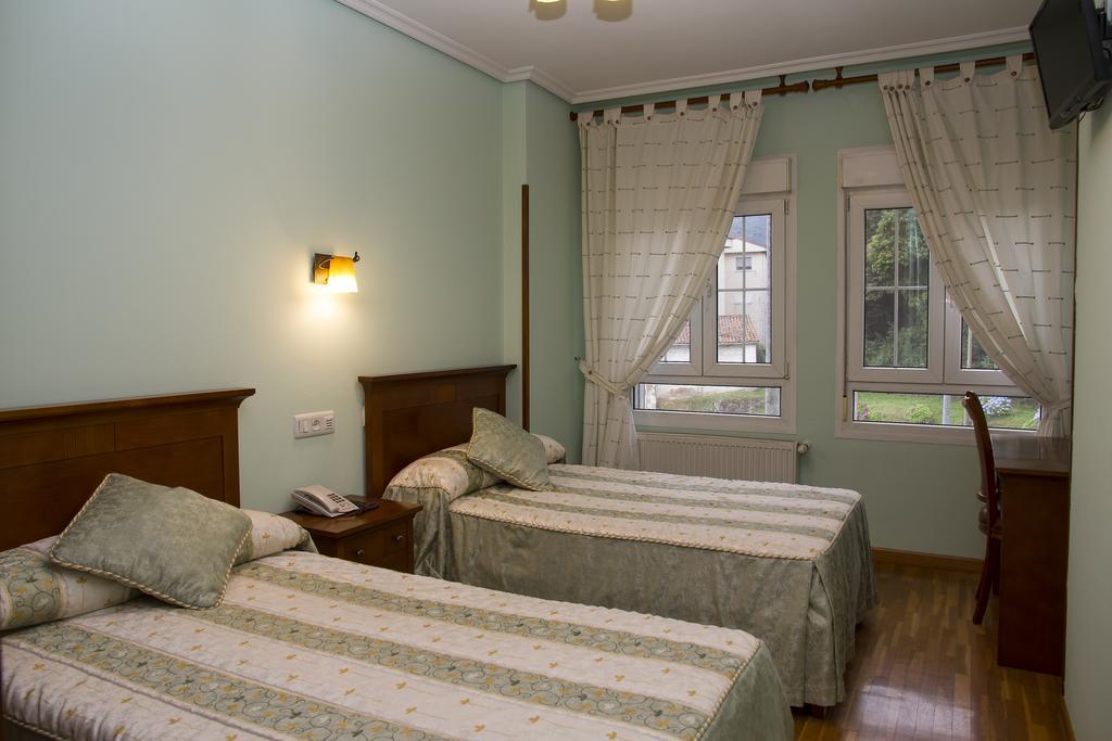 Hotel Los 14 Pravia Exteriér fotografie