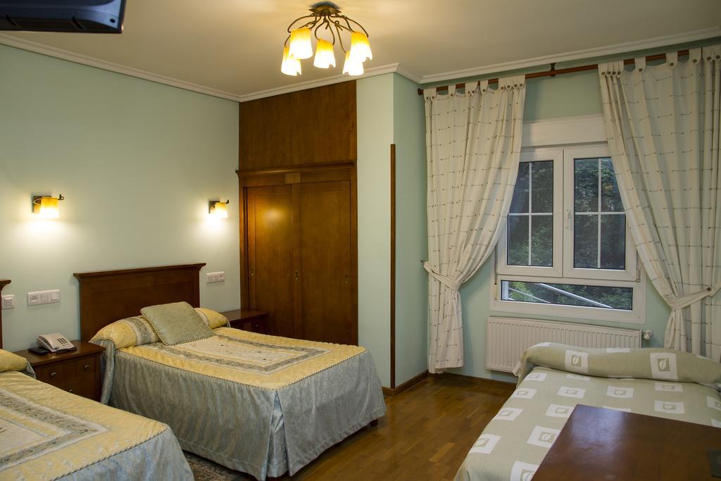 Hotel Los 14 Pravia Exteriér fotografie