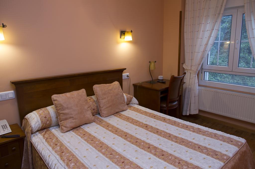 Hotel Los 14 Pravia Exteriér fotografie